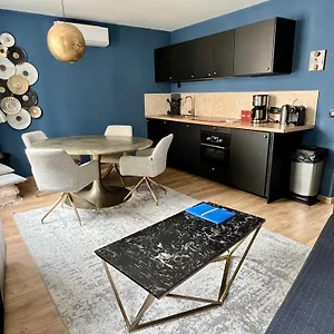  Apartment Le Grand Clocher De France